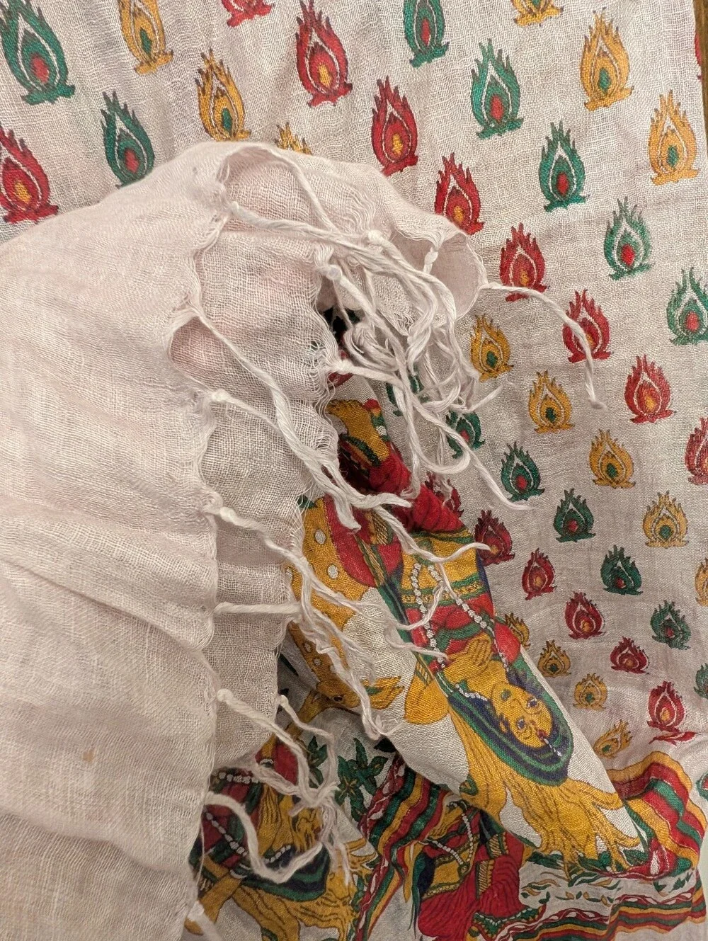 Vintage 1960s Linen Wrap Scarf Indian Cultural Scene Colorful Shawl Woman Deer